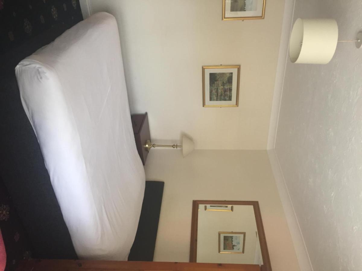 Reading Budget Apartments Bagian luar foto