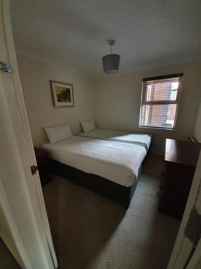 Reading Budget Apartments Bagian luar foto