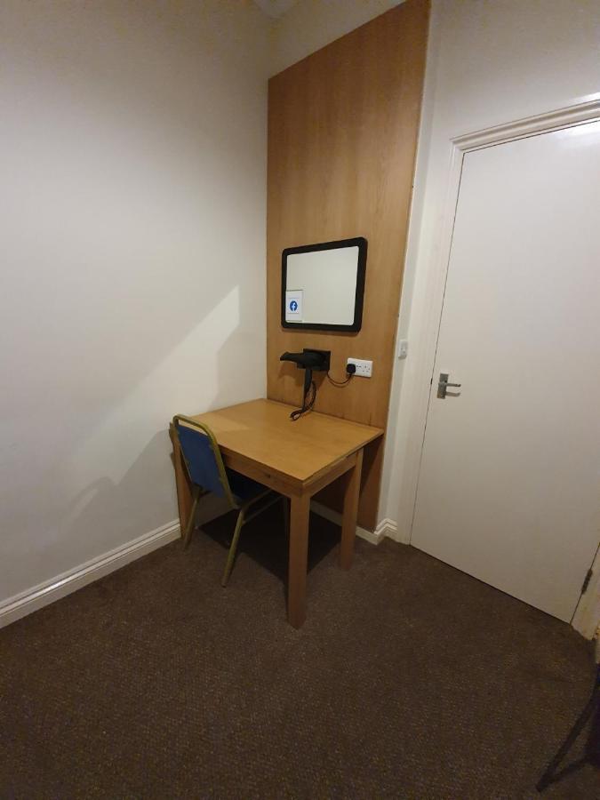 Reading Budget Apartments Bagian luar foto