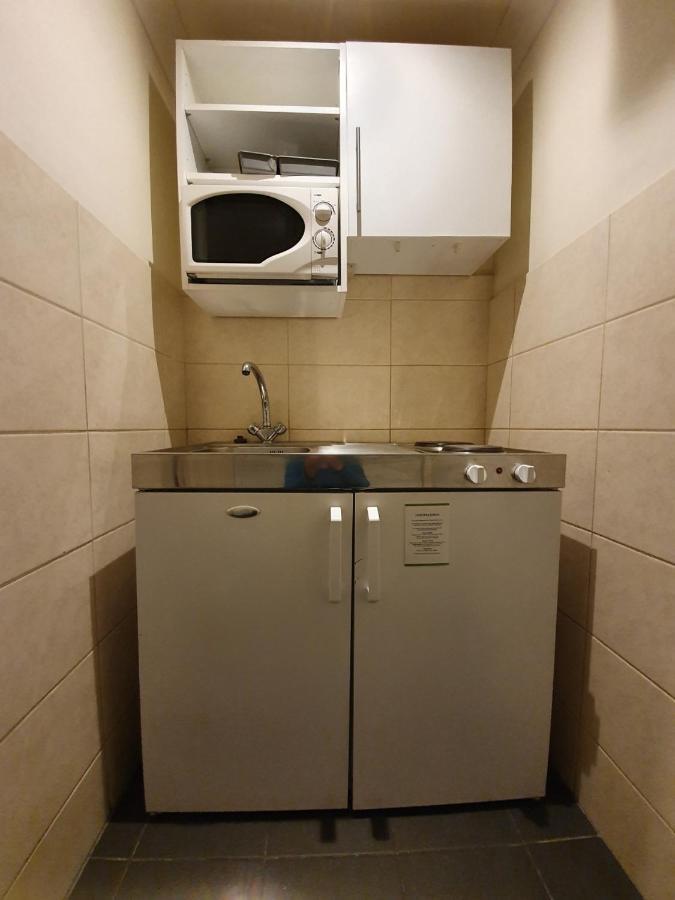Reading Budget Apartments Bagian luar foto