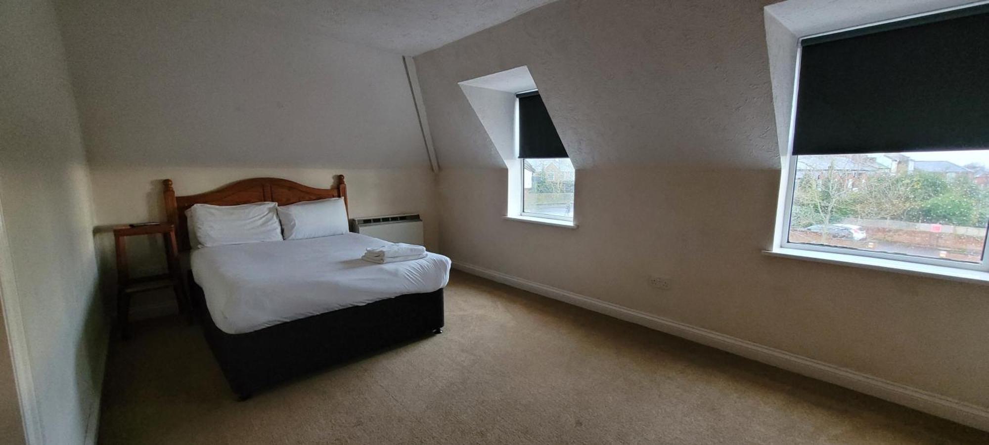 Reading Budget Apartments Bagian luar foto