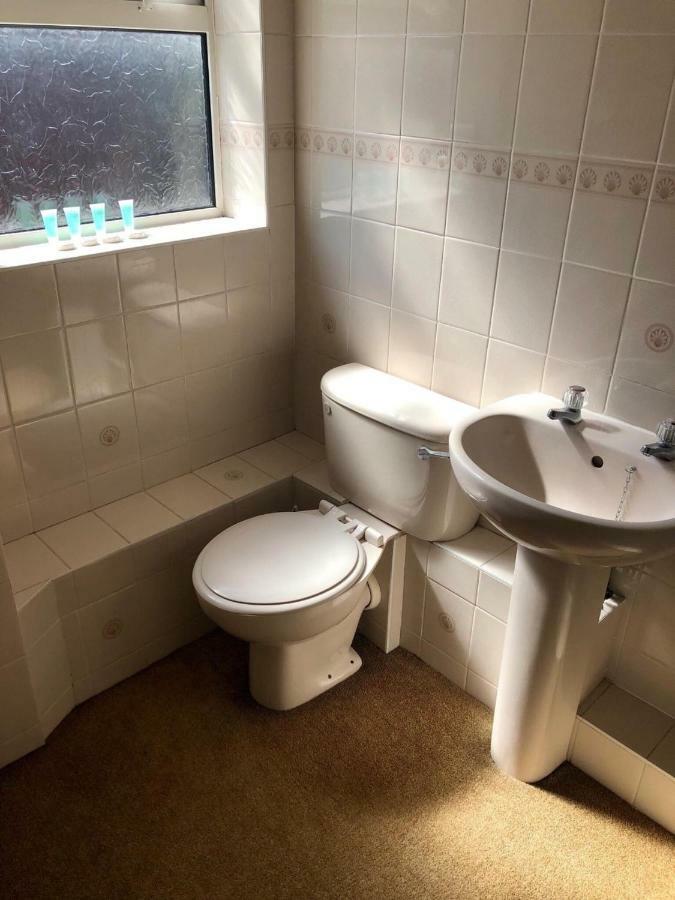 Reading Budget Apartments Bagian luar foto
